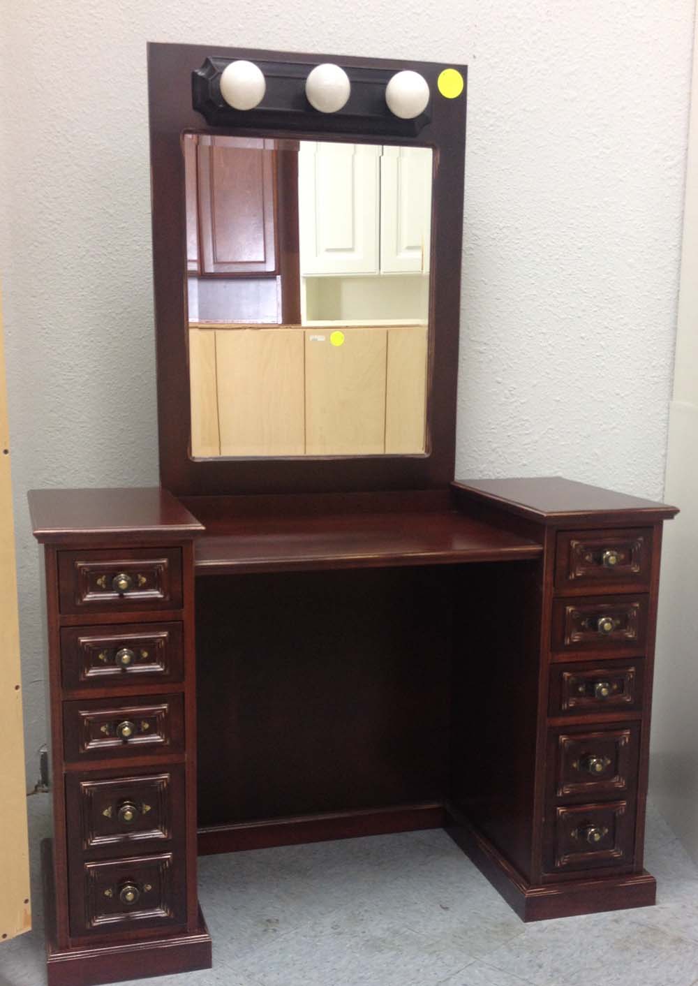 Mahogany MakeUp Desk with Lighted Mirror